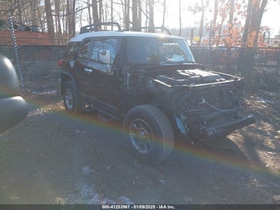 TOYOTA FJ CRUISER 2012