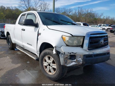 TOYOTA TUNDRA 2011