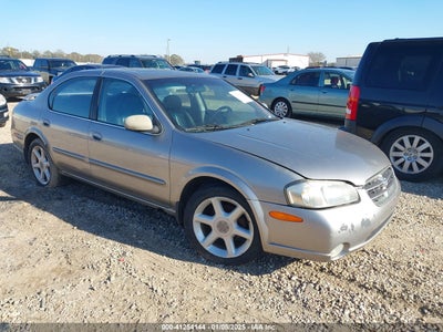 NISSAN MAXIMA 2000
