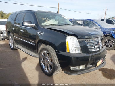 CADILLAC ESCALADE 2013