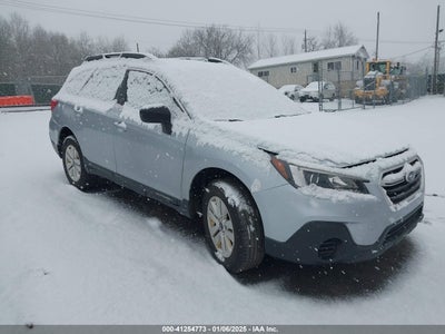 SUBARU OUTBACK 2019