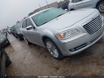 CHRYSLER 300 2011