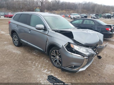 MITSUBISHI OUTLANDER 2016