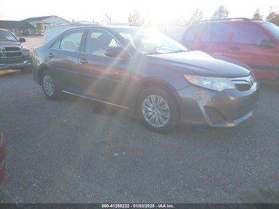 TOYOTA CAMRY 2014