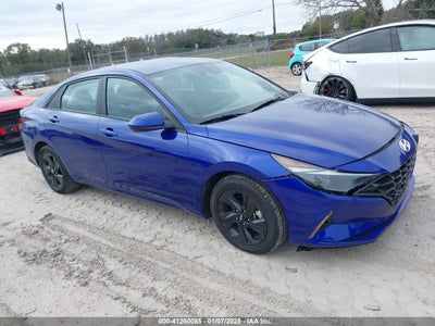 HYUNDAI ELANTRA 2023