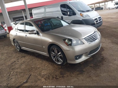 INFINITI M35 2008