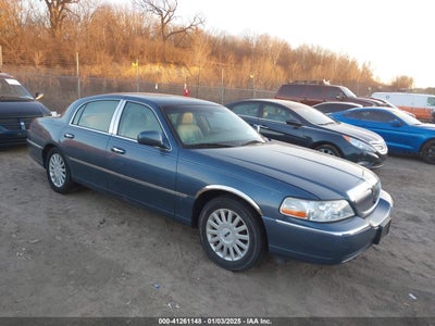 LINCOLN TOWN CAR 2005