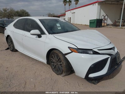 TOYOTA CAMRY 2021