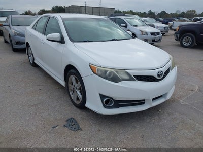 TOYOTA CAMRY 2014