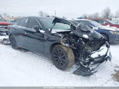 INFINITI Q50 2015