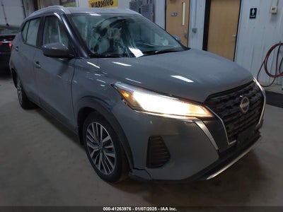 NISSAN KICKS 2024