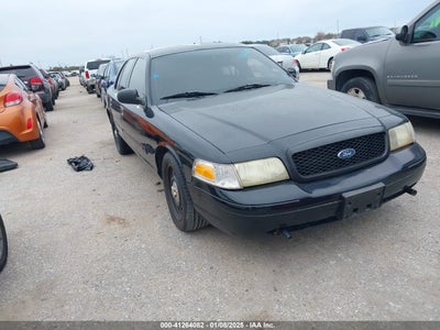 FORD CROWN VICTORIA 2010