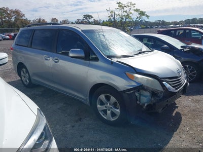 TOYOTA SIENNA 2013