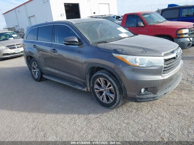 TOYOTA HIGHLANDER 2016
