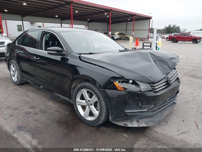 VOLKSWAGEN PASSAT 2013