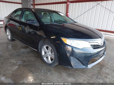 TOYOTA CAMRY 2012
