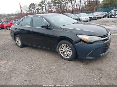 TOYOTA CAMRY 2016