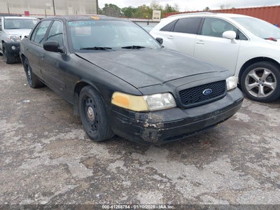 FORD CROWN VICTORIA 2011