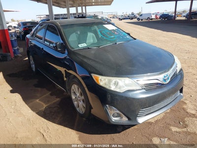 TOYOTA CAMRY HYBRID 2013