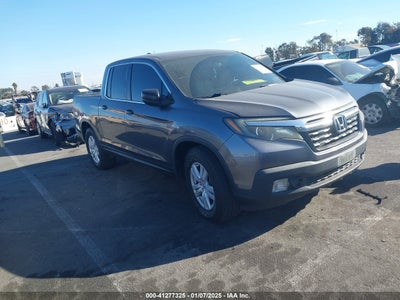 HONDA RIDGELINE 2017