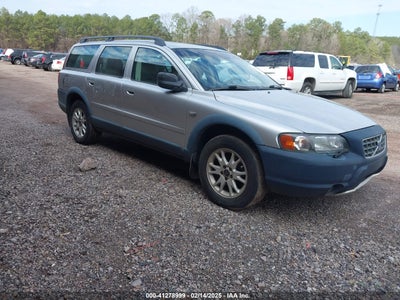 VOLVO XC70 2004
