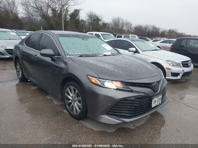 TOYOTA CAMRY 2018