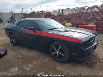 DODGE CHALLENGER 2013