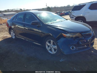 TOYOTA CAMRY 2014