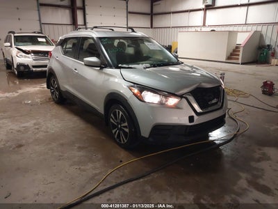 NISSAN KICKS 2018