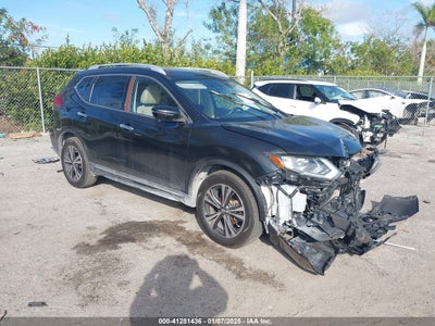NISSAN ROGUE 2017
