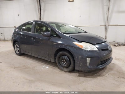 TOYOTA PRIUS 2012