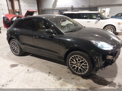 PORSCHE MACAN 2018