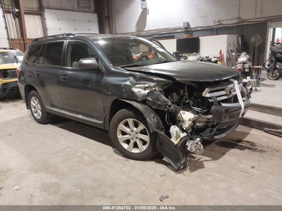 TOYOTA HIGHLANDER 2011