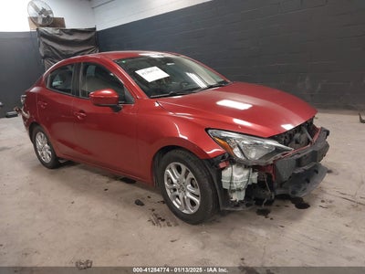 TOYOTA YARIS IA 2018