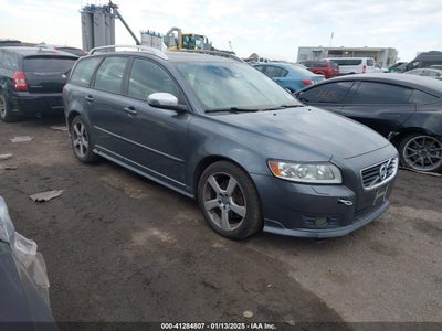 VOLVO V50 2011