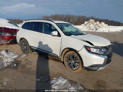 MITSUBISHI OUTLANDER 2016