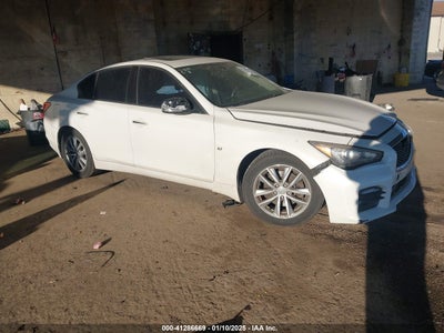 INFINITI Q50 2015
