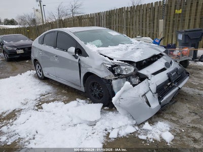 TOYOTA PRIUS 2015
