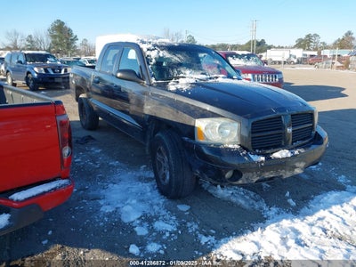 DODGE DAKOTA 2006