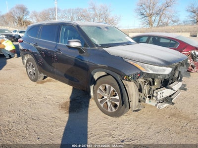 TOYOTA HIGHLANDER 2021