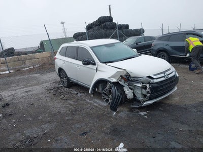 MITSUBISHI OUTLANDER 2017