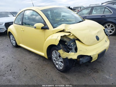 VOLKSWAGEN NEW BEETLE 2008