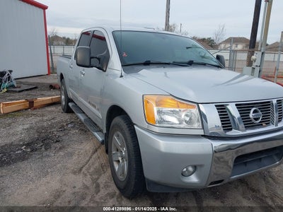 NISSAN TITAN 2013