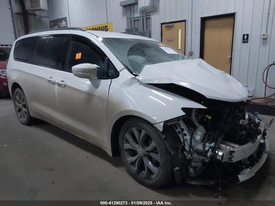 CHRYSLER PACIFICA 2019