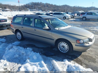 VOLVO V70 2001