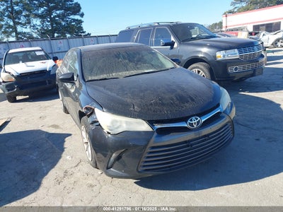 TOYOTA CAMRY 2015