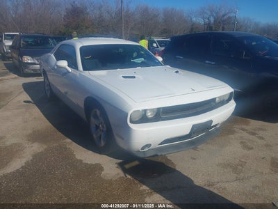 DODGE CHALLENGER 2013