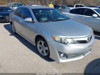 TOYOTA CAMRY 2012