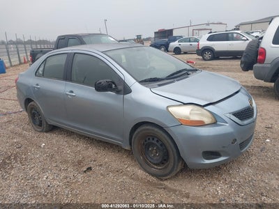 TOYOTA YARIS 2010