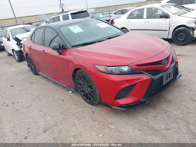 TOYOTA CAMRY 2020
